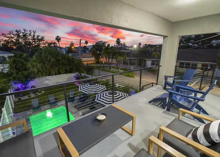 Heated Saltwater Pool, Walk2beach, Game Clearwater Beach