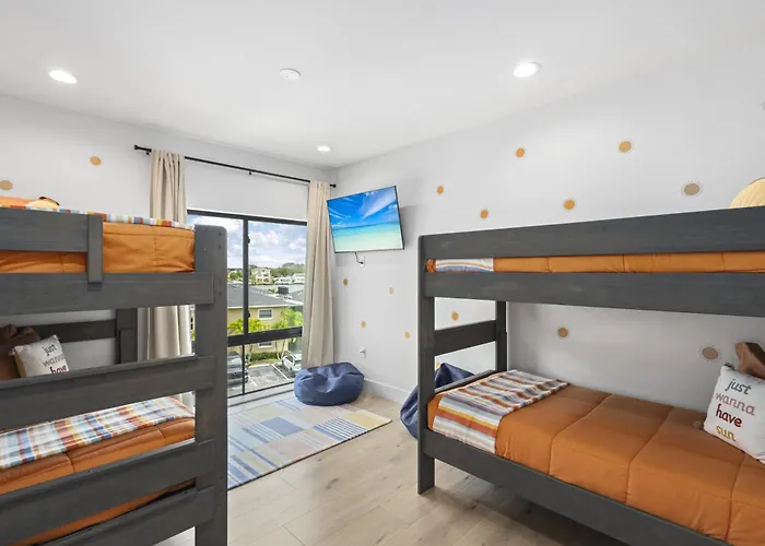 Heated Saltwater Pool, Walk2beach, Game *