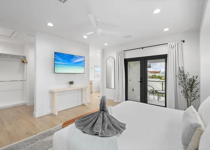 Heated Saltwater Pool, Walk2beach, Game *