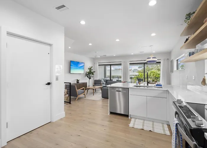 Heated Saltwater Pool, Walk2beach, Game *