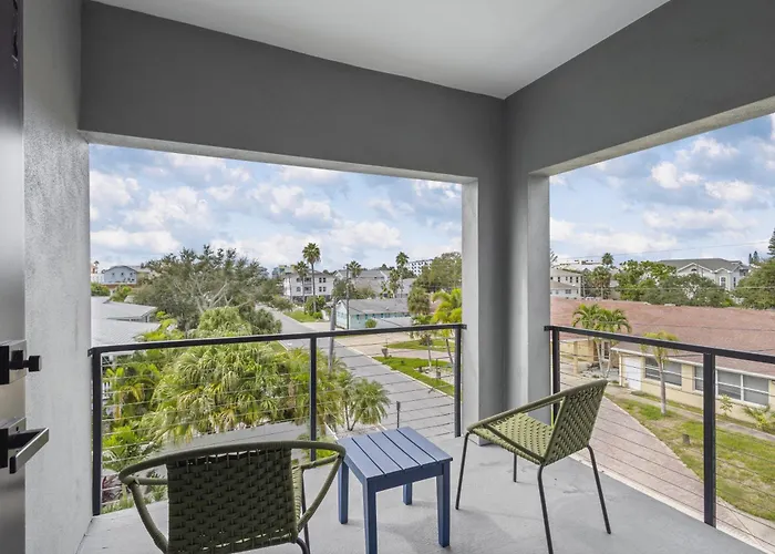 Heated Saltwater Pool, Walk2beach, Game * Clearwater Beach