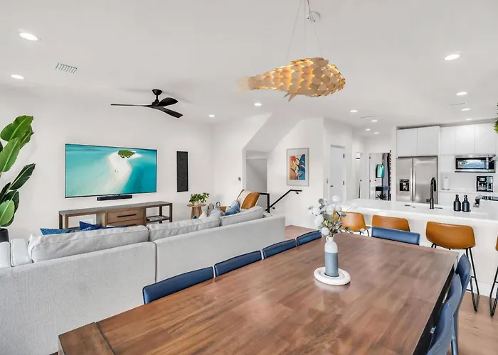 Heated Saltwater Pool, Walk2beach, Game *